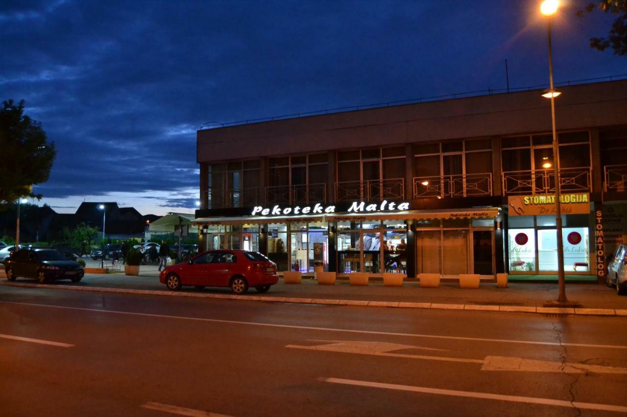 Apartment Crystal Banja Luka Exterior foto